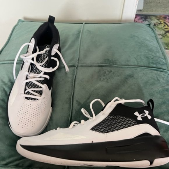 Under Armour Men's Basketball Shoes - Picture 1 of 4